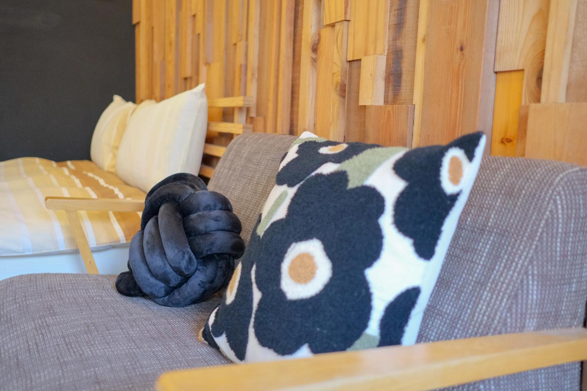 Re+Wood Guesthouse Tainan Zewnętrze zdjęcie